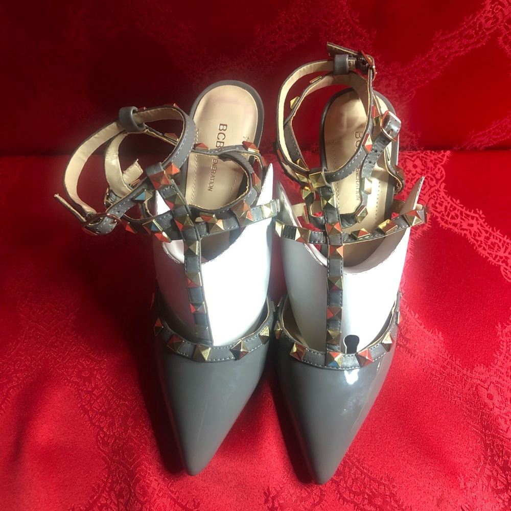 BCBG gray with gold stud heels approx 3.5